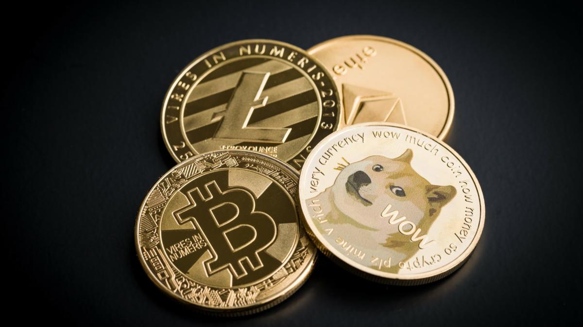 bitcoin,-ether-fall;-litecoin-is-biggest-loser-of-day