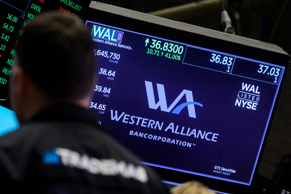 western-alliance-stock-pares-some-losses-after-reassuring-investors-about-deposits
