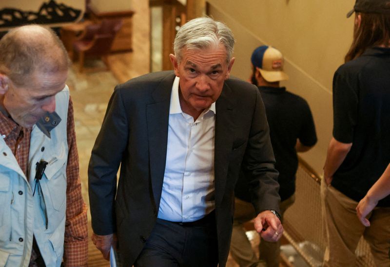 as-fed-registers-gains,-powell-may-take-a-lay-low-approach