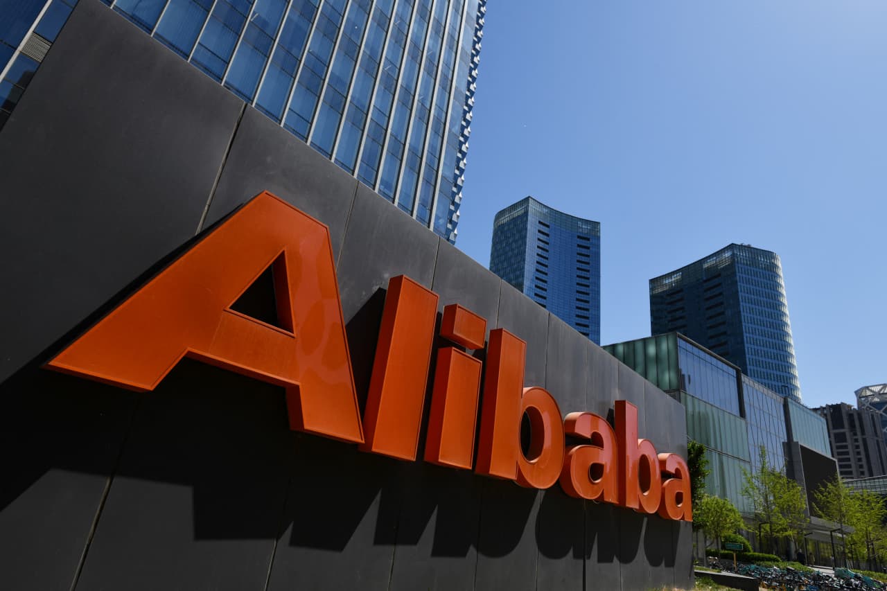 alibaba,-jdcom-stocks-surge-why-china’s-property-stimulus-is-boosting-tech-giants.