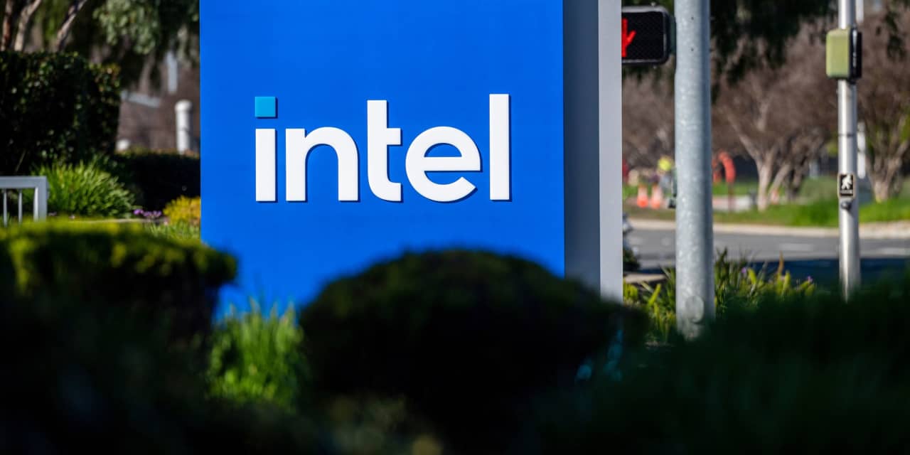 intel-stock-rises-after-announcing-ipo-plans-for-its-programmable-chip-unit