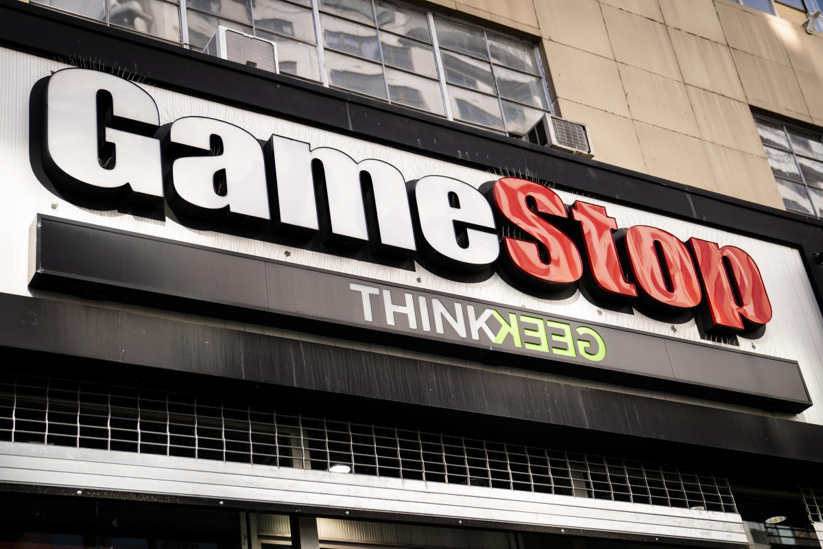 gamestop-stock-soars-after-‘roaring-kitty’-reveals-$175-million-bet-on-the-retailer gamestop-stock-soars-after-‘roaring-kitty’-reveals-$175-million-bet-on-the-retailer