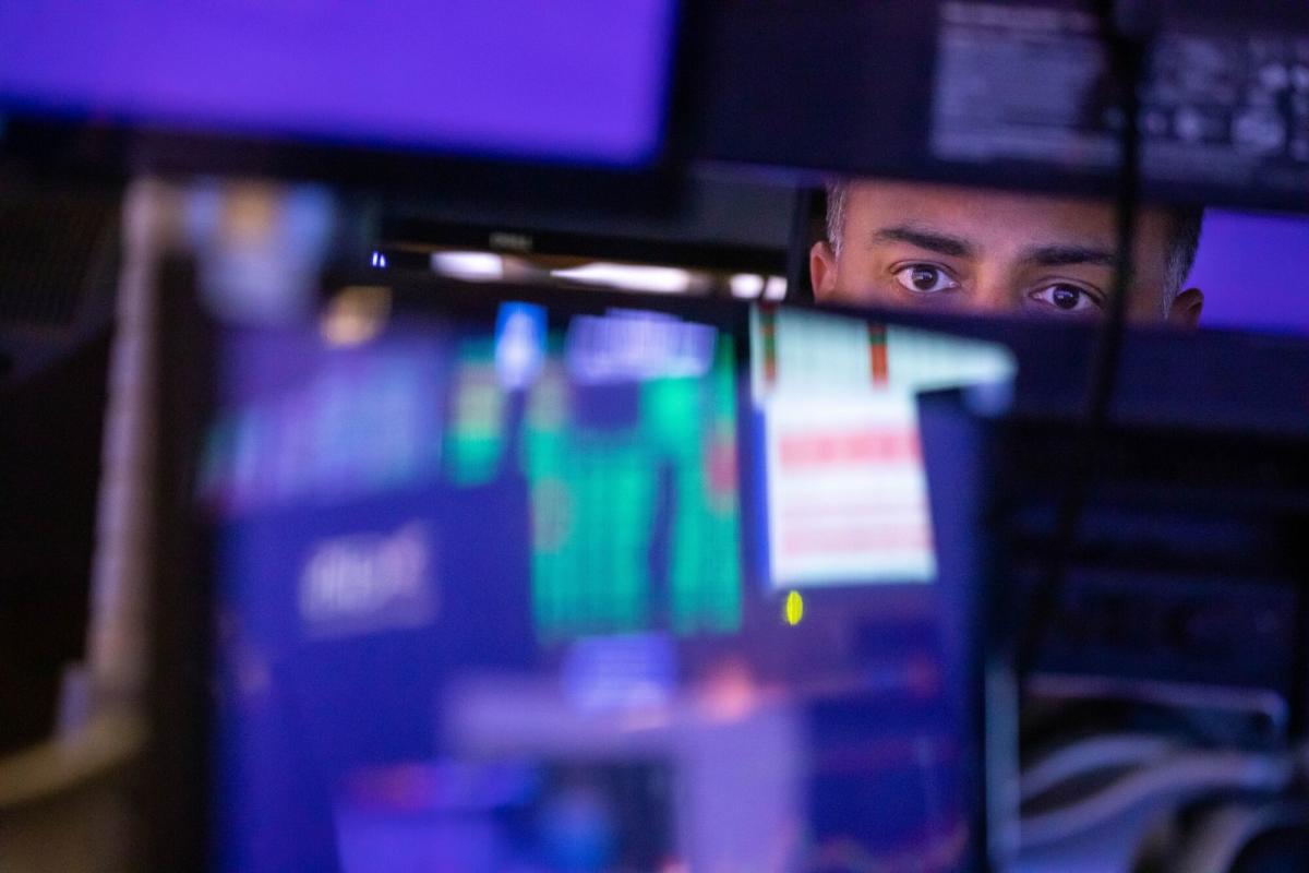 stocks-struggle-after-rally-shows-signs-of-fatigue:-markets-wrap stocks-struggle-after-rally-shows-signs-of-fatigue:-markets-wrap