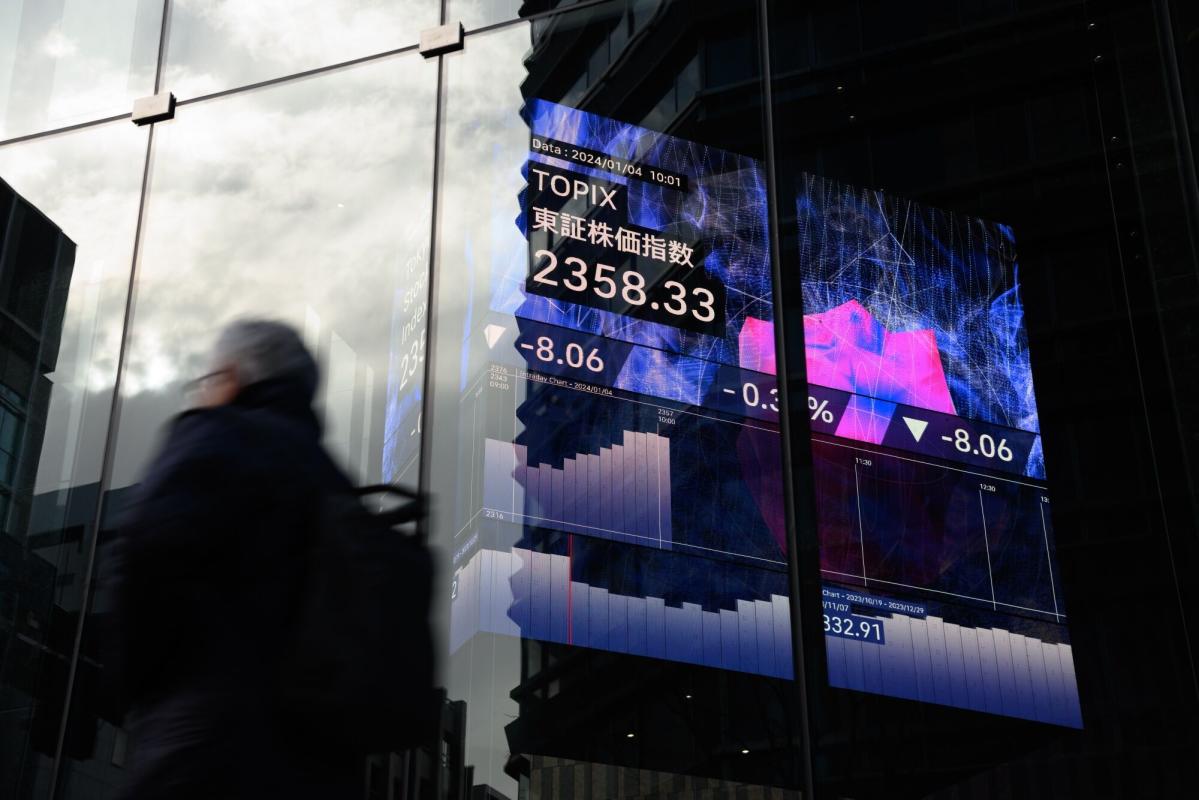 s&p-500-falls-as-‘triple-witching’-jolts-nvidia:-markets-wrap s&p-500-falls-as-‘triple-witching’-jolts-nvidia:-markets-wrap