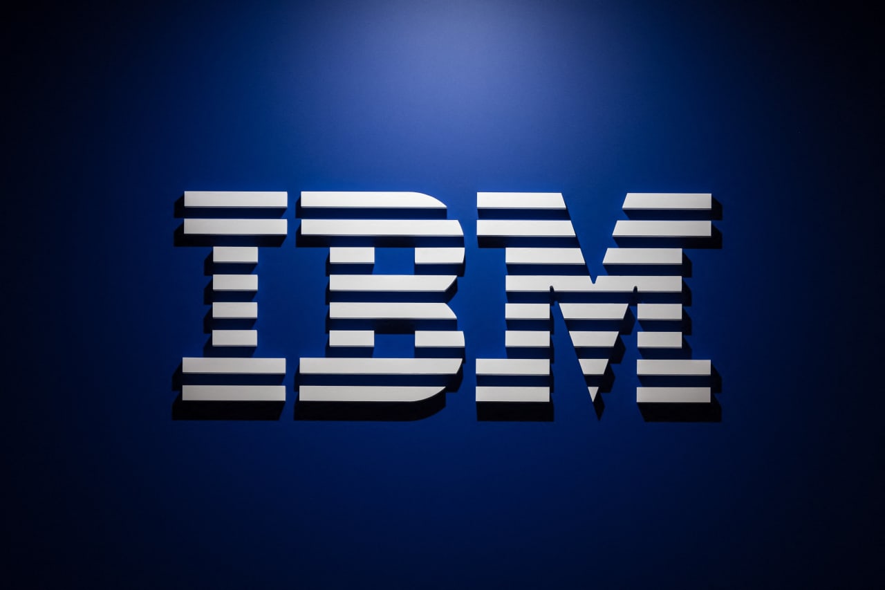 Amid threats of DeepSeek disruption, IBM sees benefits from more efficient AI and deregulation