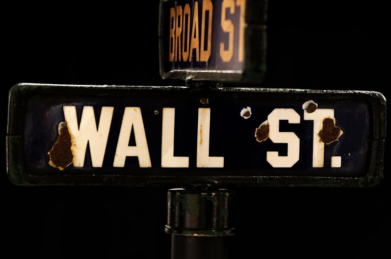 Stock market’s post-GDP whiplash shows it’s ‘foolish’ to expect anything but volatility