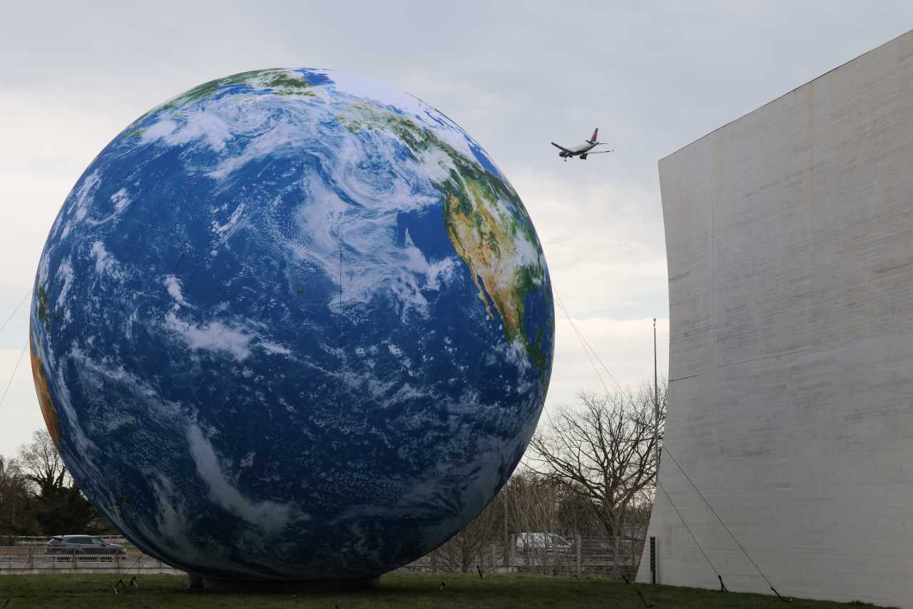 Bond ‘vigilantes’ are sending warnings globally. What does that mean for your portfolio?