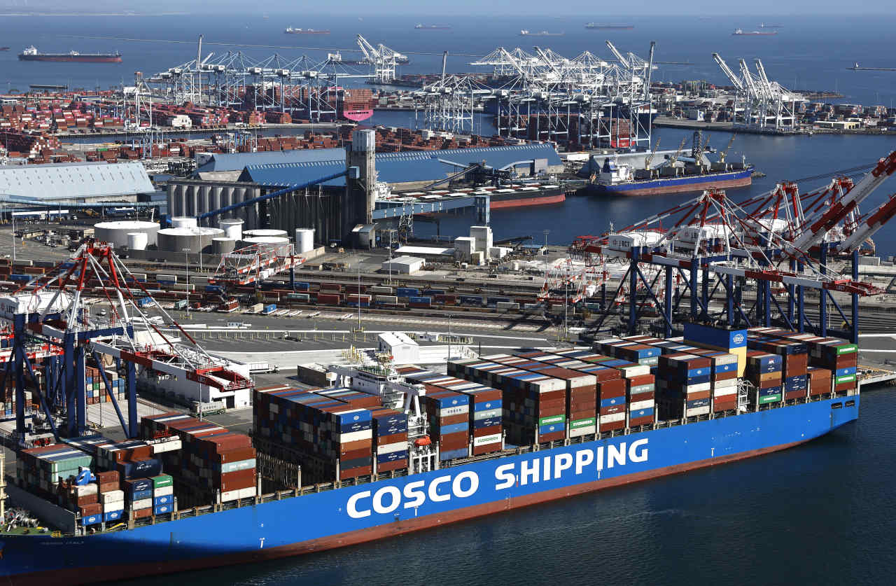 The U.S. economy might be able to handle any disruption from Trump’s tariffs more easily than Wall Street expects
