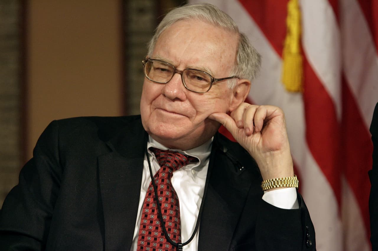Warren Buffett offered this timely investment advice after a tumultuous April for equities
