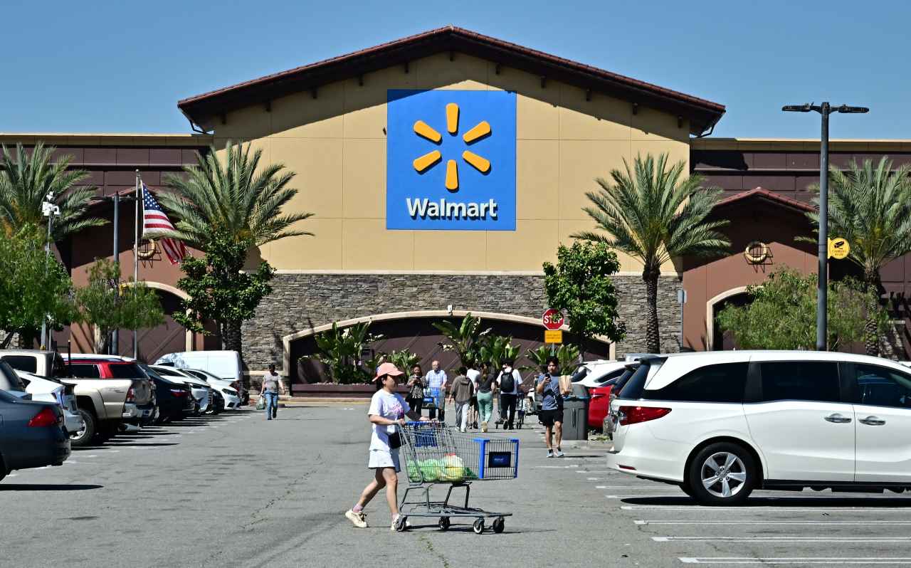 Along with price hikes, here’s how else Walmart might maintain margins while navigating tariffs
