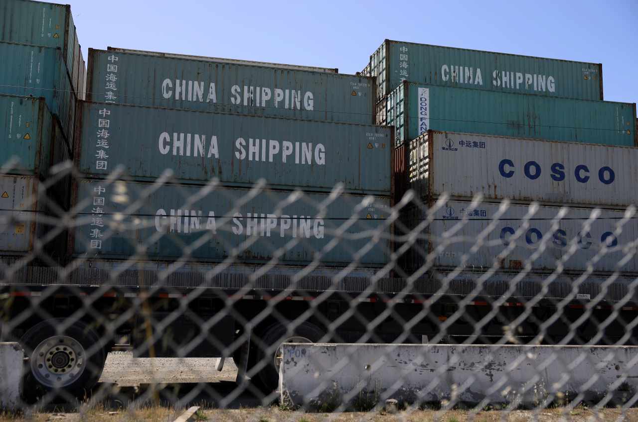 Stock-market bulls face inflation test this week, but trade talks may set the tone