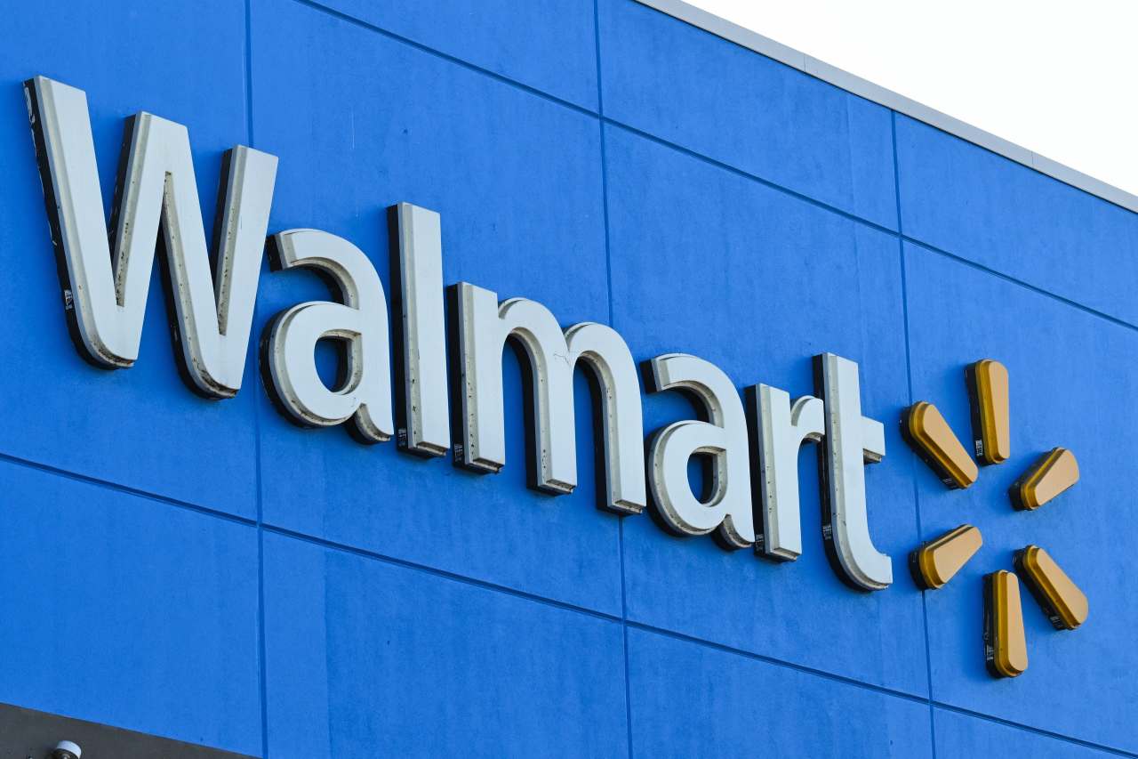Walmart and rivals report earnings, for the clearest look yet at tariffs’ impact on consumers. Will CEOs talk about the elephant in the room?